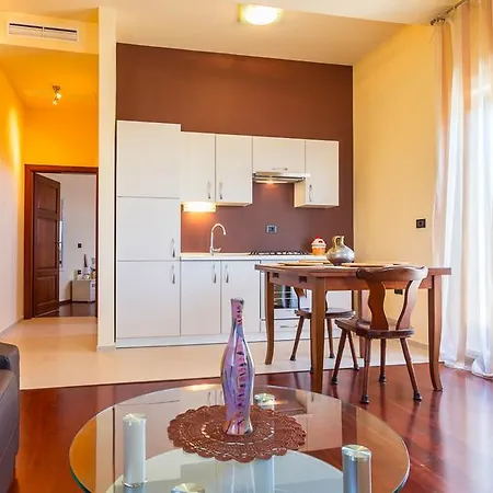 Apartments Villa Yoyo Štinjan Exterior foto